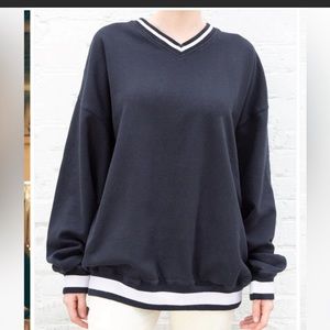 Brandy Melville Erica Trimming oversized V-neck Sweatshirt
